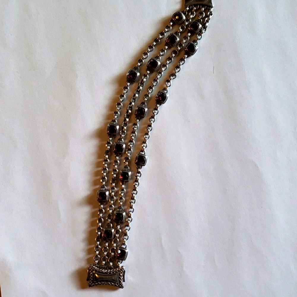 Silver bracelet with grm stones